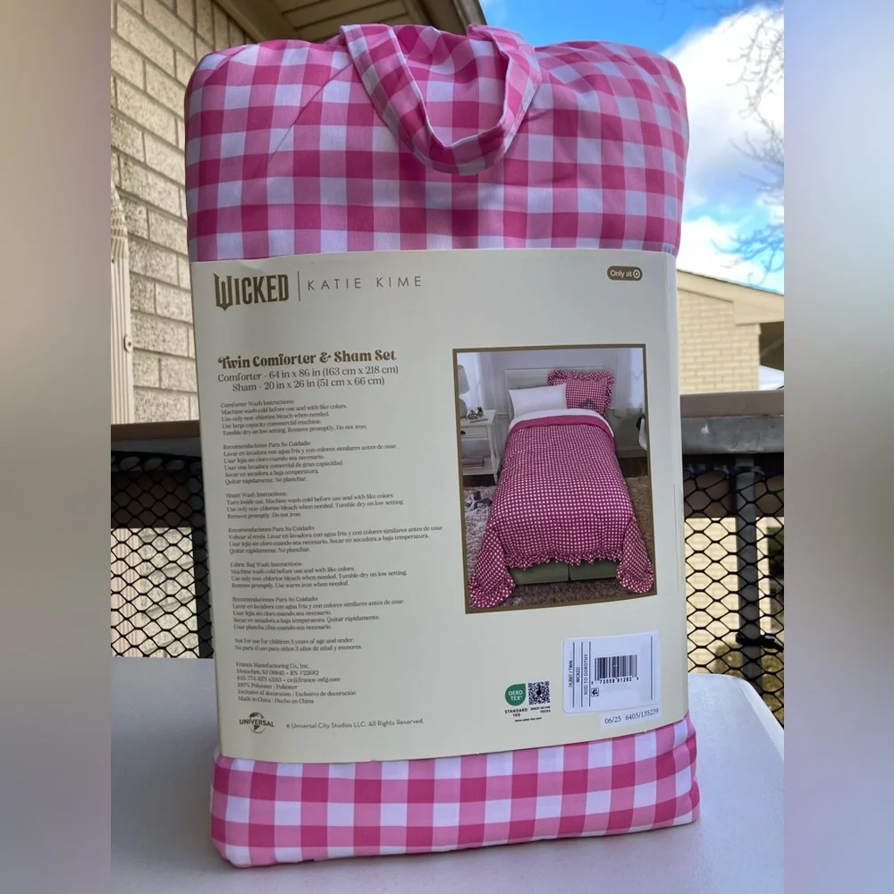 Wicked Katie Kime Twin Comforter Pink Gingham Ruffles High Heels Print NEW